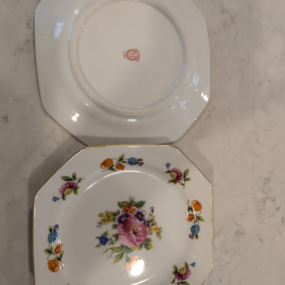 Noritake Floral Porcelain Plates with Gold Trim 5.95